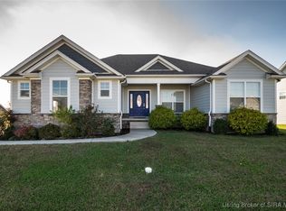 5402 Catalina Trl, Sellersburg, IN 47172