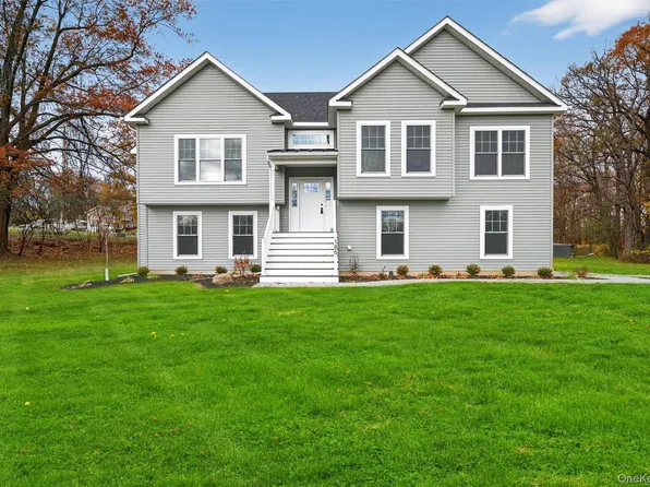 186 Moores Hill Road, New Windsor, NY 12553