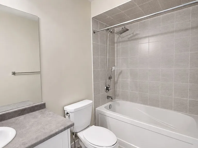 34 Arnold Cres — Photo 14