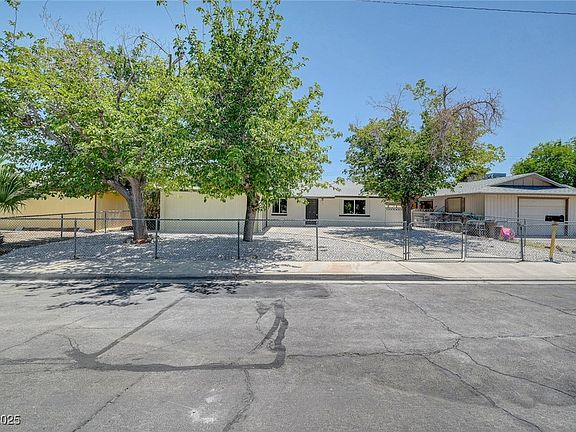 2nd image of 4424 Sunrise Ave