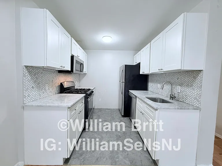 145 Main St #1E — Photo 2