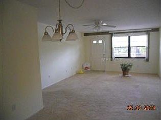 4th image of 6070 80th St N Unit 204