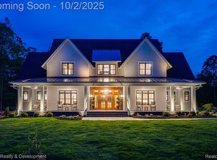 46062 Sunset St, Northville, MI 48167
