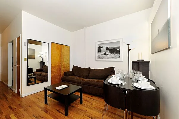 Rented by Eisenberg Exclusives | media 26