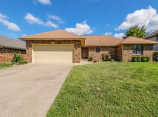 1617 W Highland St, Springfield, MO 65807