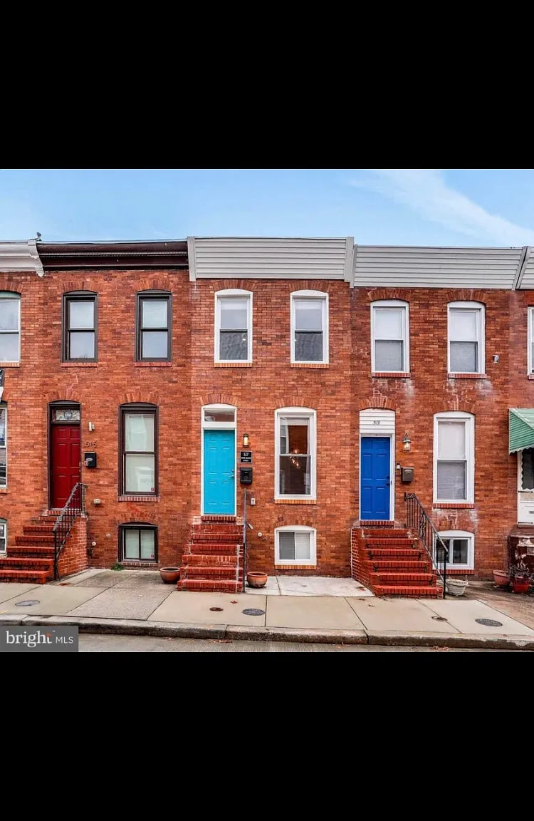 3 bed, 1824 sqft, $3,200 — Photo 1