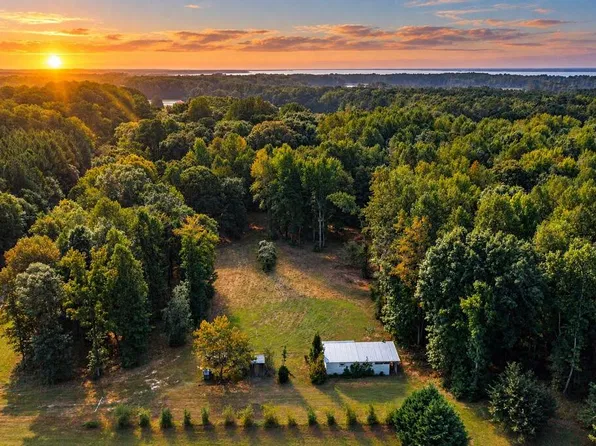 Norwood Church Rd, Lancaster, VA 22503