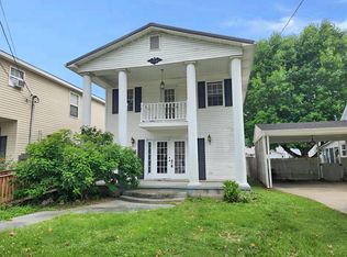 820 Walnut Ave, Paintsville, KY 41240