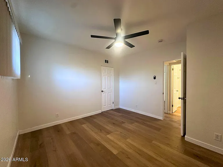 3927 N Longview Ave #2 — Photo 17
