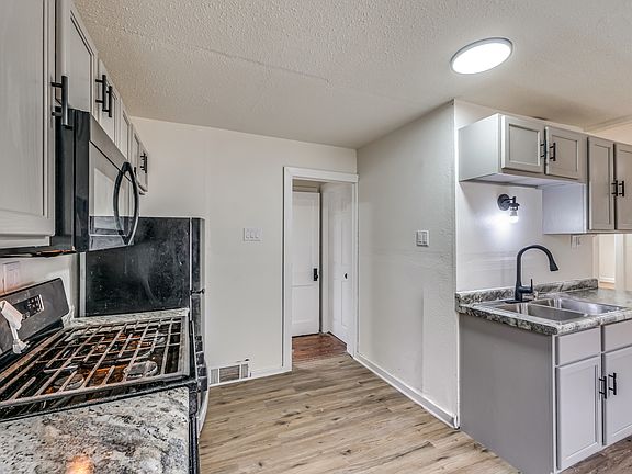2nd image of 3173 N 41st St