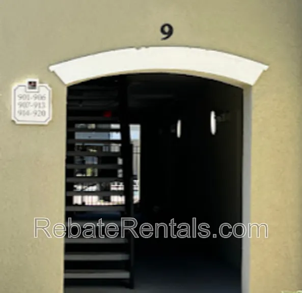 8290 Gate Pkwy #911 — Photo 4