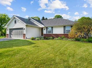 11103 Downing Ln, Roscoe, IL 61073