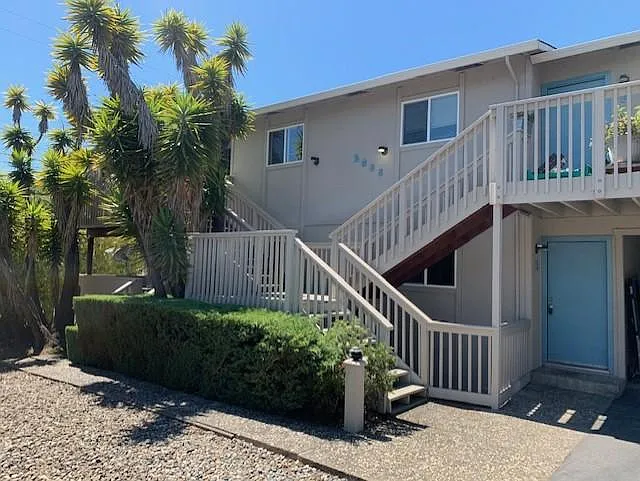Studio, $1,650 — Photo 1