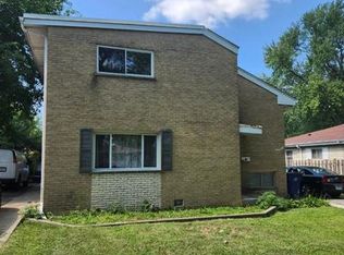 724 N 3rd Ave, Villa Park, IL 60181