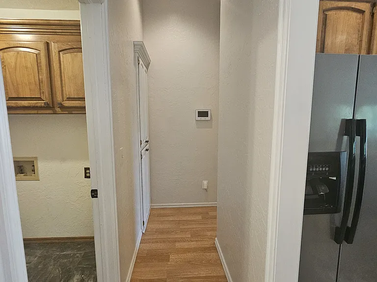 7 NW Forest Ln — Photo 9
