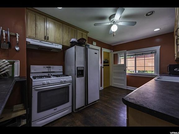4th image of 947 E Crandall Ave