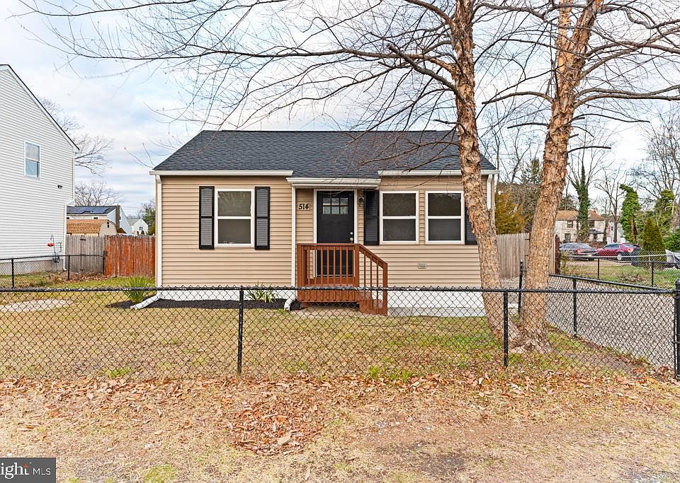 1st image of 514 Willow Blvd