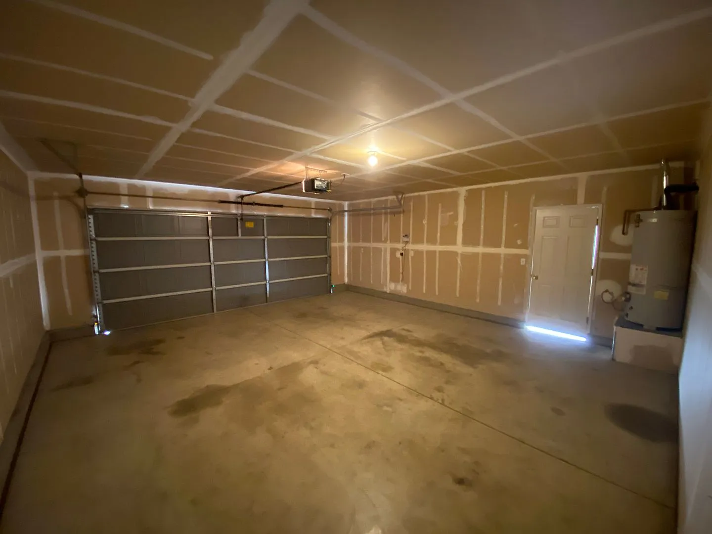 Spacious home available near GW High School! Coming soon — Photo 3