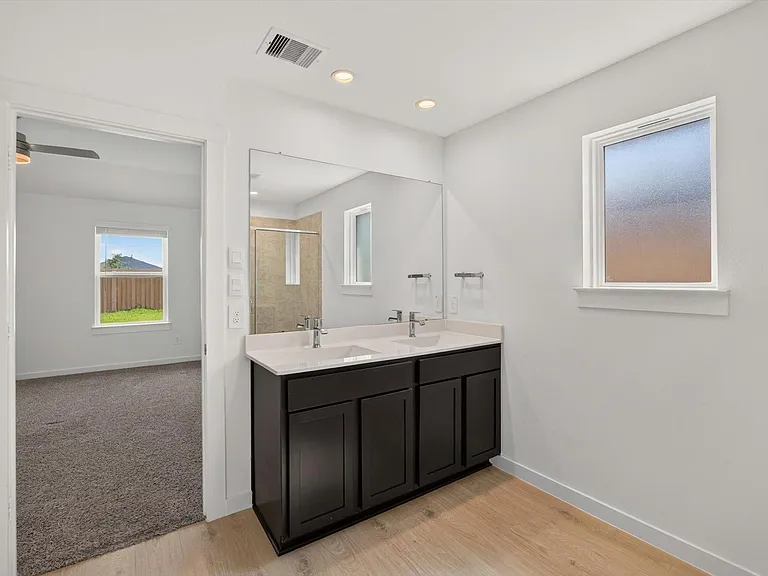 29510 Paytons Park Ct — Photo 16