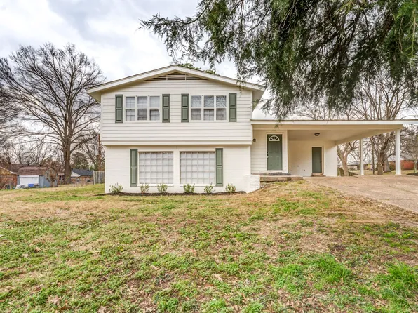 3240 Debby St, Memphis, TN 38127