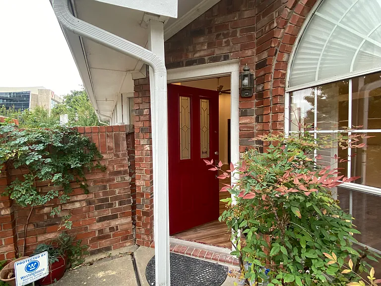 4644 Booth Dr — Photo 1