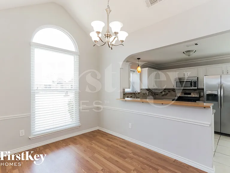 1027 Sea Shell Dr — Photo 5