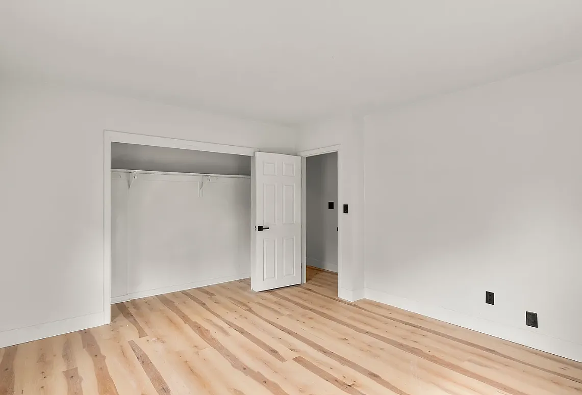 4 bed, 2.5 bath, 2085 sqft, $3,500 — Photo 1