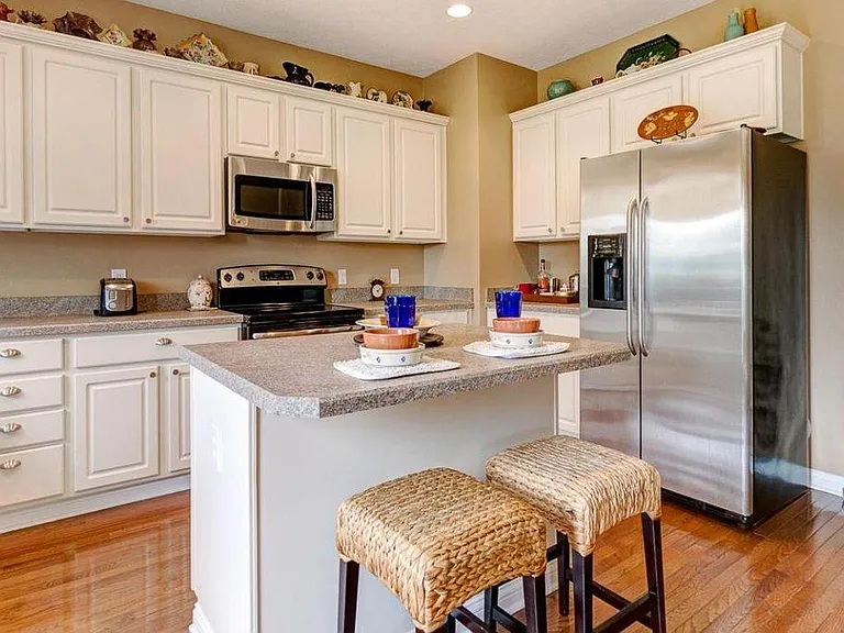 6281 Chetti Dr — Photo 8