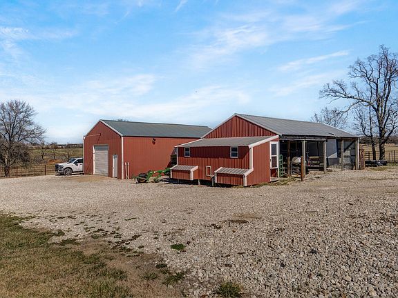 4th image of 30 Somerset Road