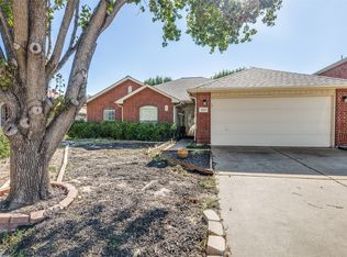 853 Atchison Dr, Saginaw, TX 76131