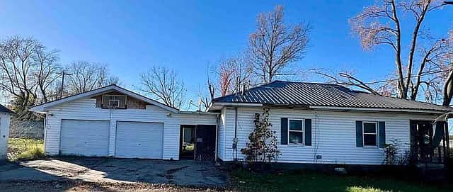 1st image of 1110 Bailey Ln