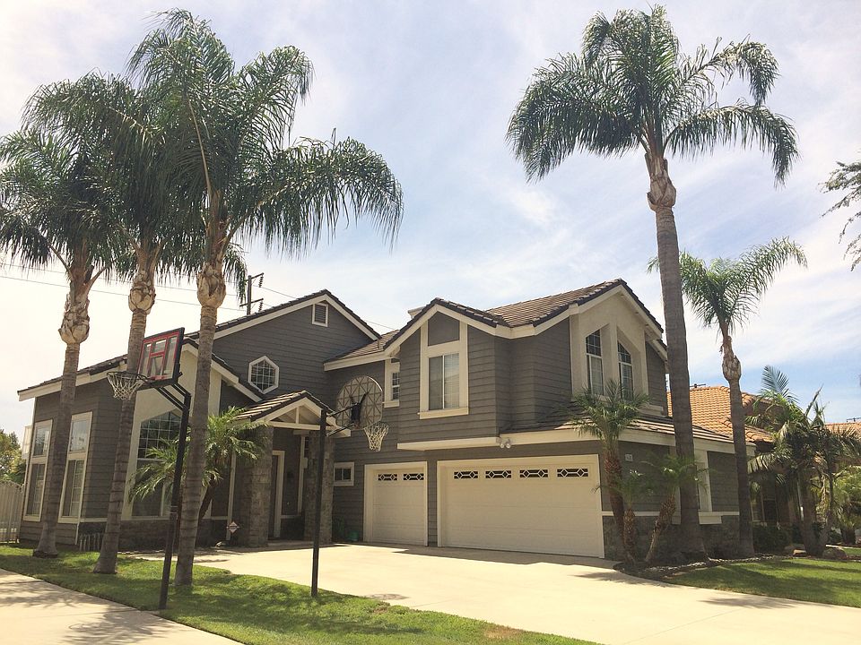 Amazing!!! Gorgeous home!