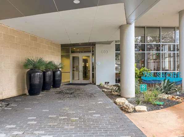 603 Davis St APT 2009, Austin, TX 78701