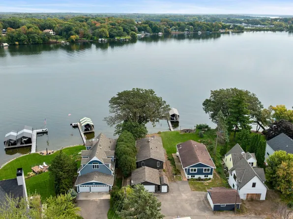1058 Loma Linda Ave, Mound, MN 55364