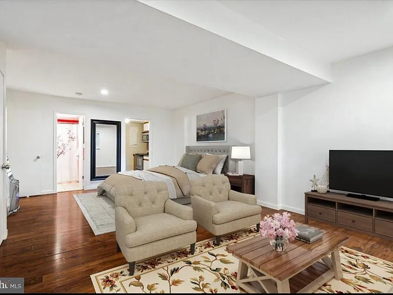 5758 Sweet Bay Ct — Photo 2