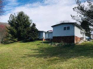 893 J Frank Taylor Rd, Cedar Bluff, VA 24609