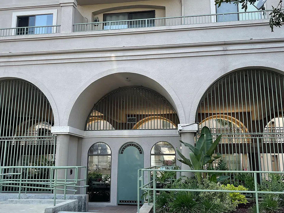 555 Maine Ave #310