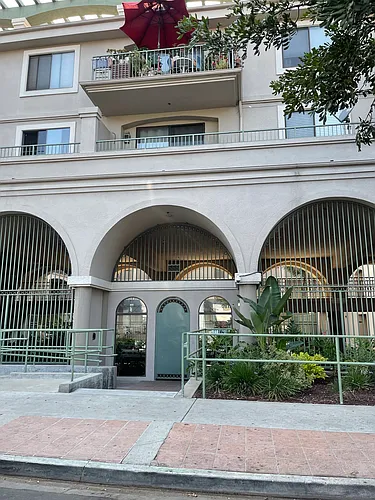 555 Maine Ave #310 Photo 1