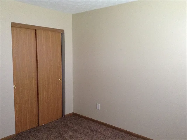 1344 Crescent Ct — Photo 10