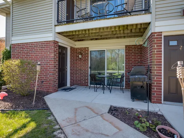 N110W16973 Ashbury Cir, Germantown, WI 53022