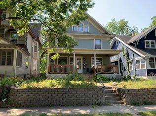 884 Laurel Ave, Saint Paul, MN 55104