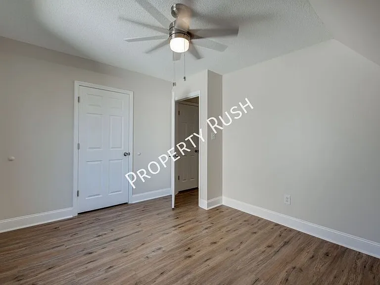 1565 Petty St SE — Photo 24