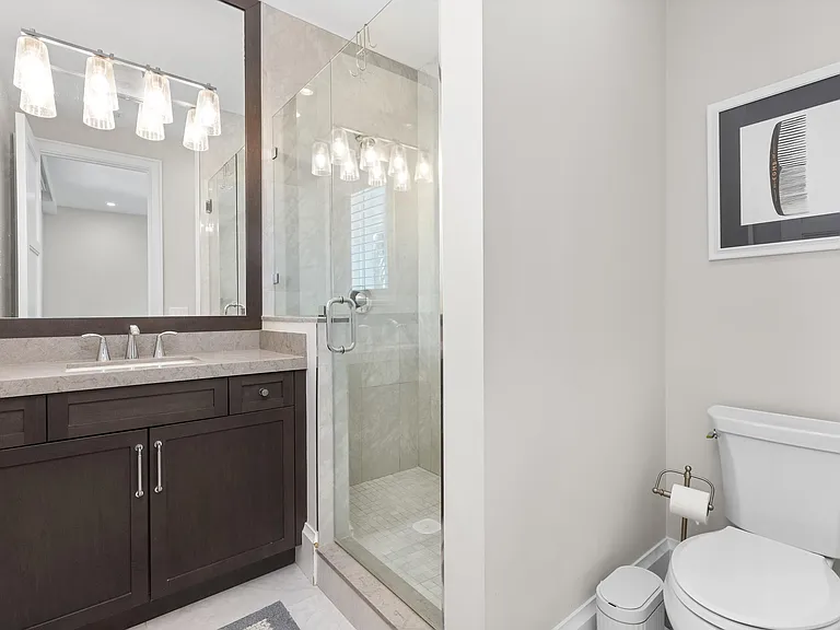 444 NE Wavecrest Way — Photo 37