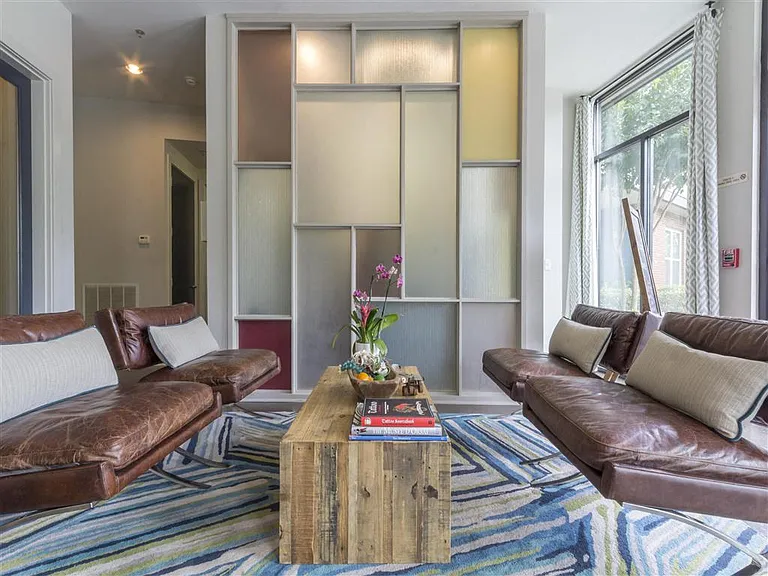 Glenwood Park Lofts — Photo 14
