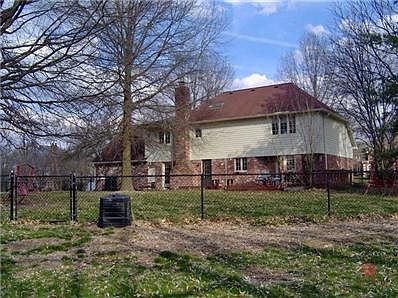 3rd image of 6498 Deerfield Dr