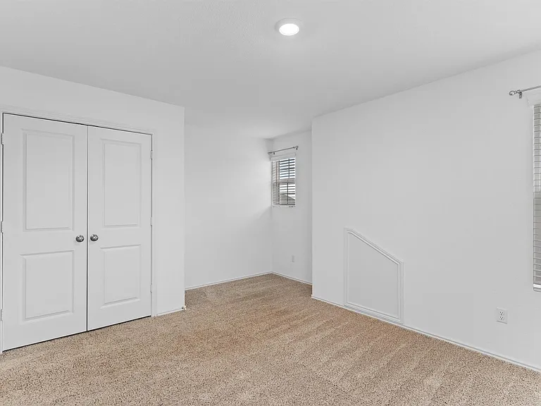 102 Coyote Mountain Cv — Photo 31