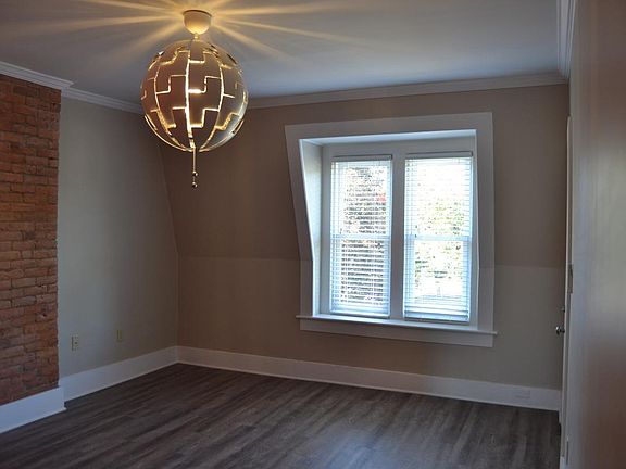 Exposed brick & natural light