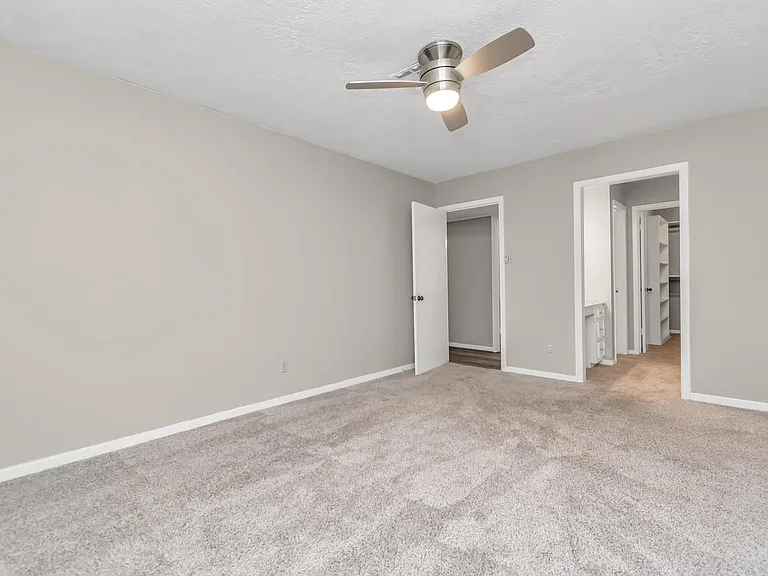 12526 Hazelwood Ln — Photo 22