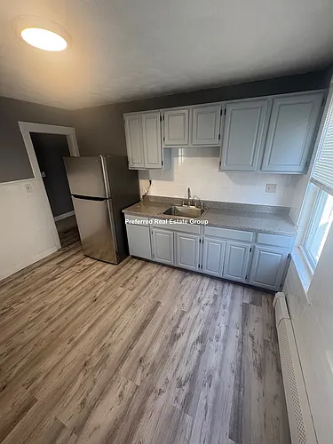 23 Crowell St #2 Photo 1