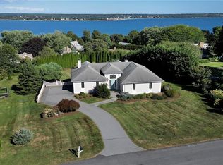 96 Adams Dr, Portsmouth, RI 02871